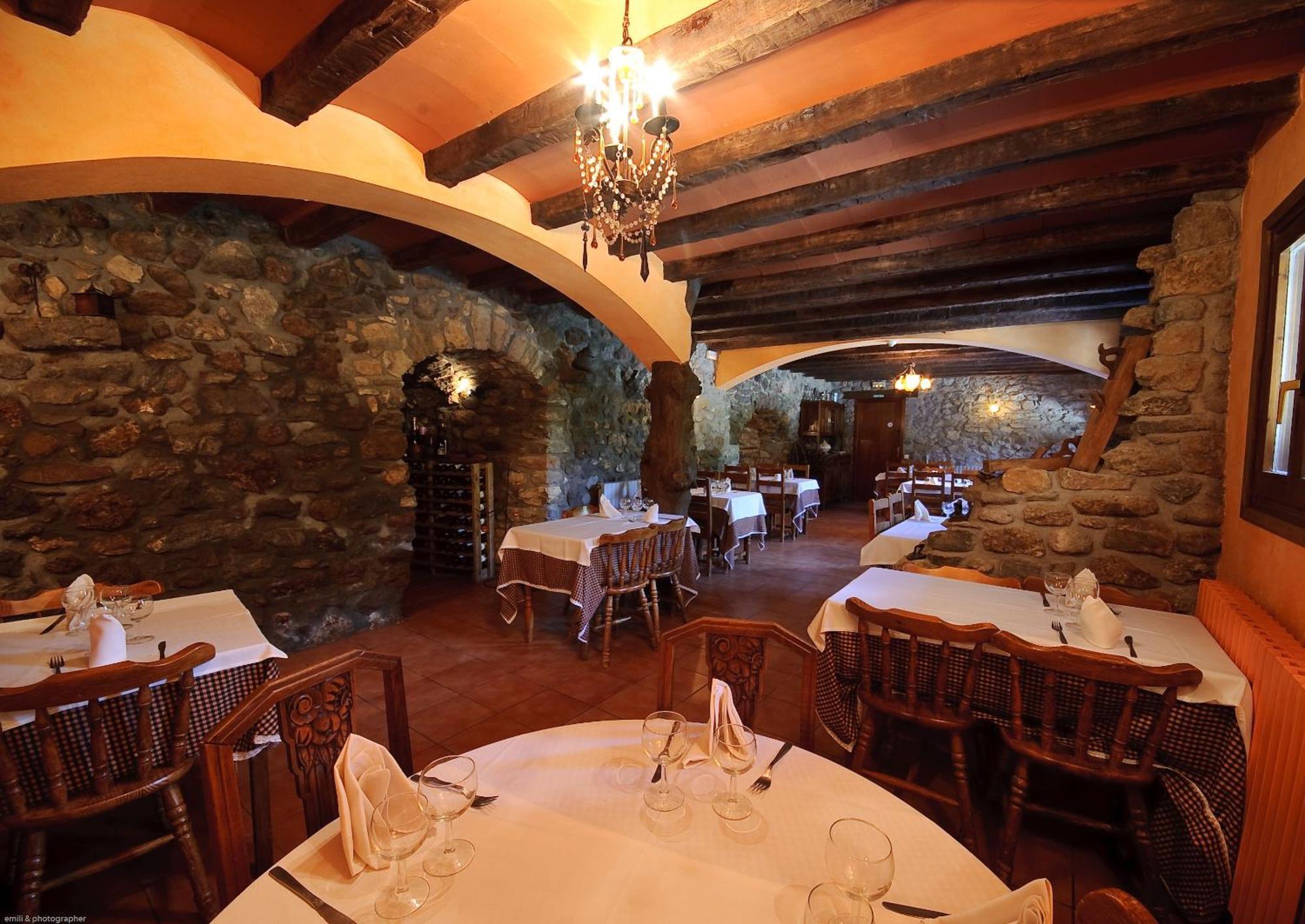 Hotel Els Torrents Bellver De Cerdanya Exterior foto